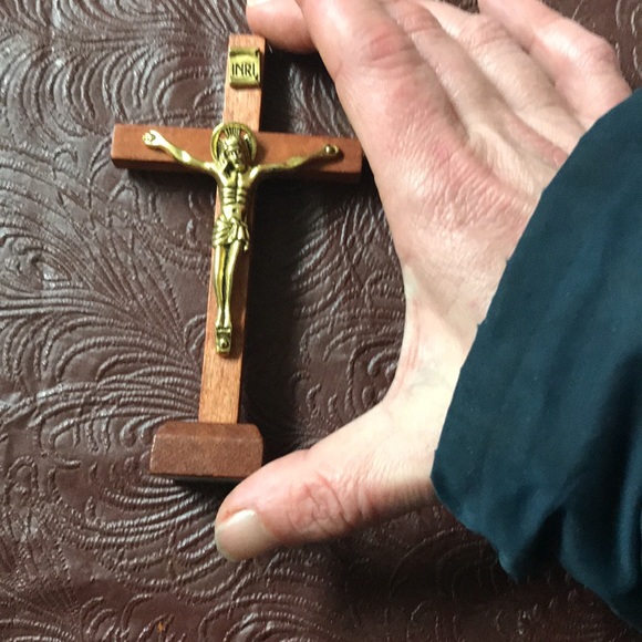 Crucifix cross Jesus figurine statuette - Picture 4 of 7